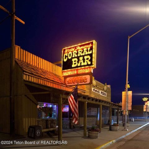 30 & 36 W. PINE Street, Pinedale, WY 82941