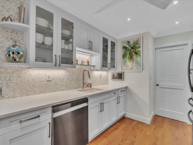 5 Middlesex Dr 5, Wilton Manors, FL 33305