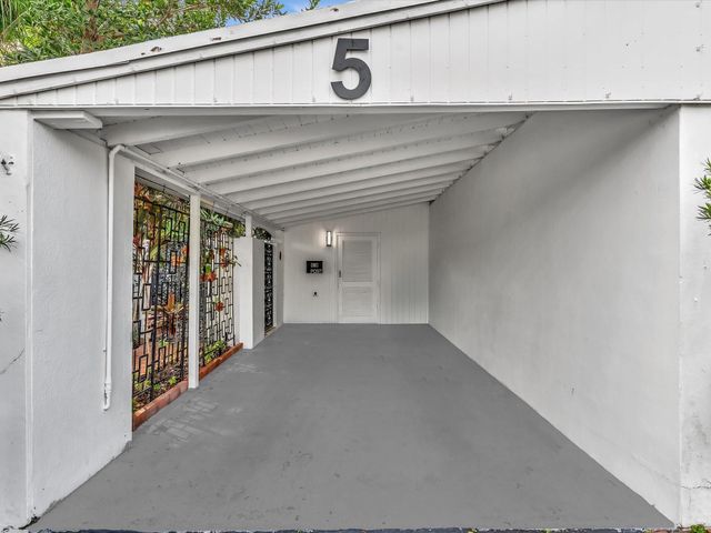 5 Middlesex Dr 5, Wilton Manors, FL 33305