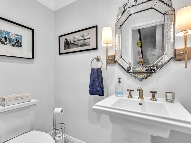 5 Middlesex Dr 5, Wilton Manors, FL 33305