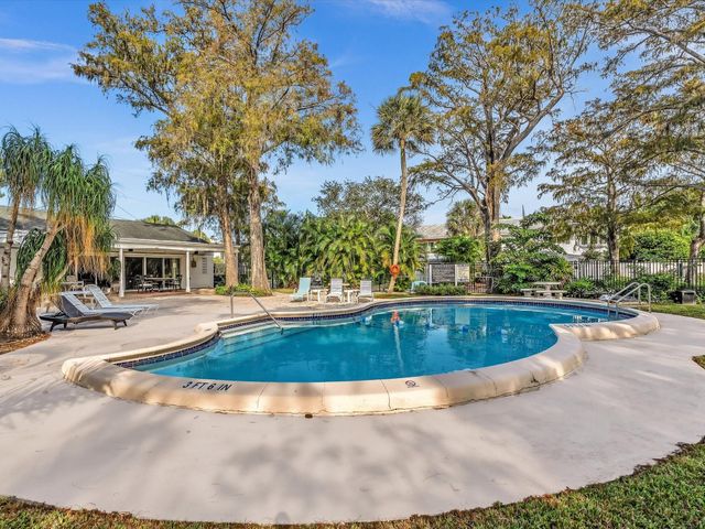 5 Middlesex Dr 5, Wilton Manors, FL 33305