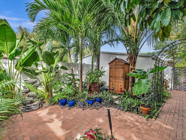 5 Middlesex Dr 5, Wilton Manors, FL 33305