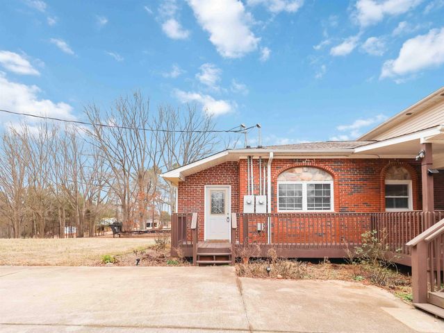 176 Sequoyah Drive, Chesnee, SC 29323