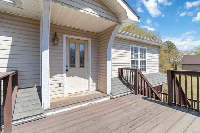 176 Sequoyah Drive, Chesnee, SC 29323