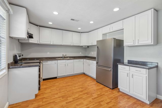 176 Sequoyah Drive, Chesnee, SC 29323