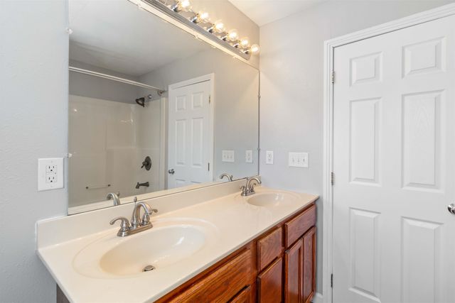 176 Sequoyah Drive, Chesnee, SC 29323