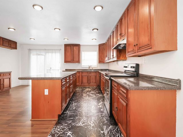 176 Sequoyah Drive, Chesnee, SC 29323