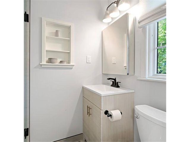 4520 Vandervork Avenue, Edina, MN 55436