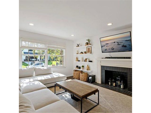 4520 Vandervork Avenue, Edina, MN 55436