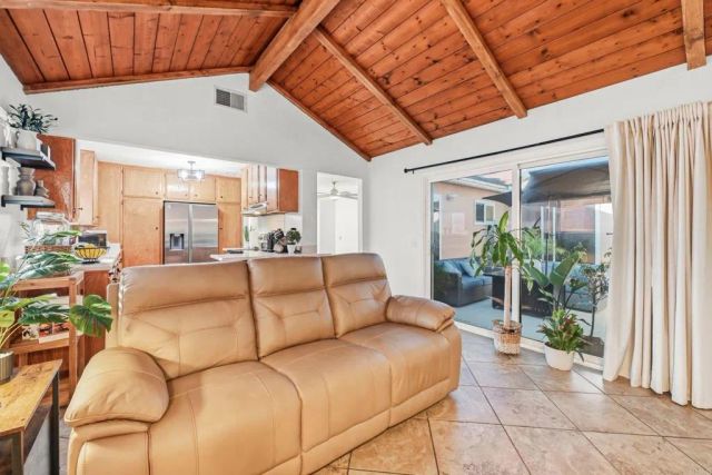 2413 Holly Avenue, Escondido, CA 92027