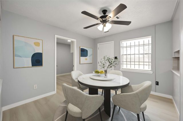 4800 Burning Tree Drive, Baytown, TX 77521