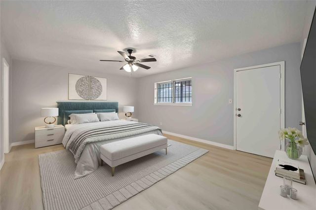 4800 Burning Tree Drive, Baytown, TX 77521