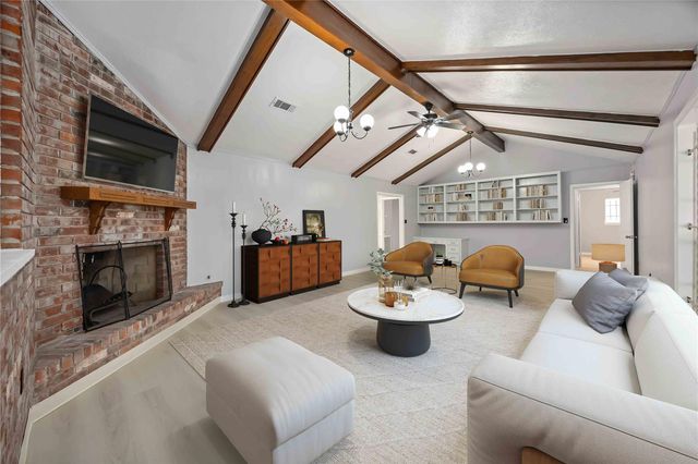 4800 Burning Tree Drive, Baytown, TX 77521