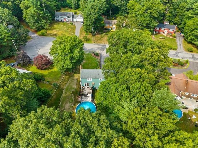 32 Maria Ln, Taunton, MA 02780