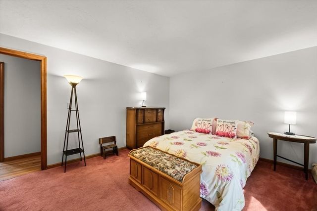 32 Maria Ln, Taunton, MA 02780