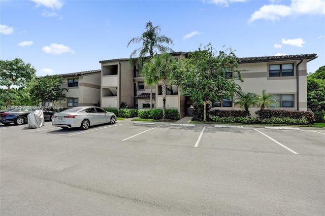 9946 Nob Hill Place 9946, Sunrise, FL 33351