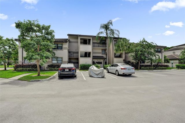 9946 Nob Hill Place 9946, Sunrise, FL 33351