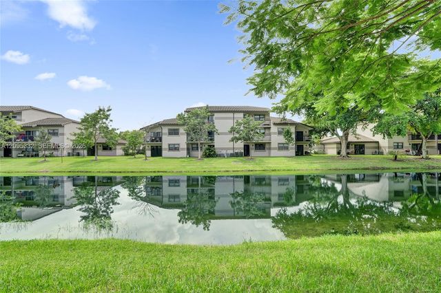 9946 Nob Hill Place 9946, Sunrise, FL 33351