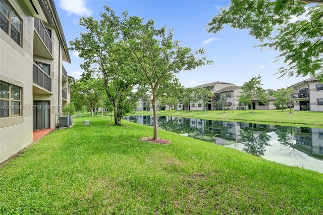 9946 Nob Hill Place 9946, Sunrise, FL 33351