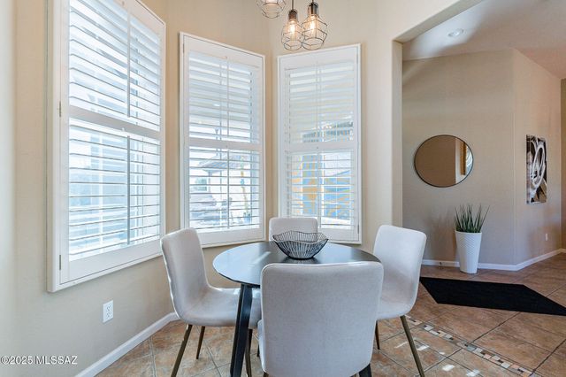 13634 N Holly Grape Drive, Marana, AZ 85658