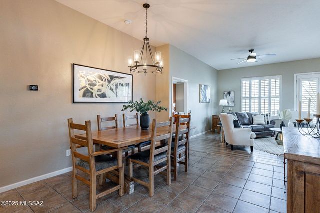 13634 N Holly Grape Drive, Marana, AZ 85658