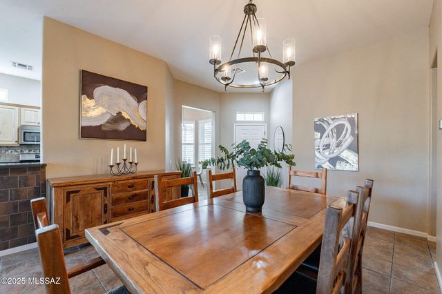 13634 N Holly Grape Drive, Marana, AZ 85658