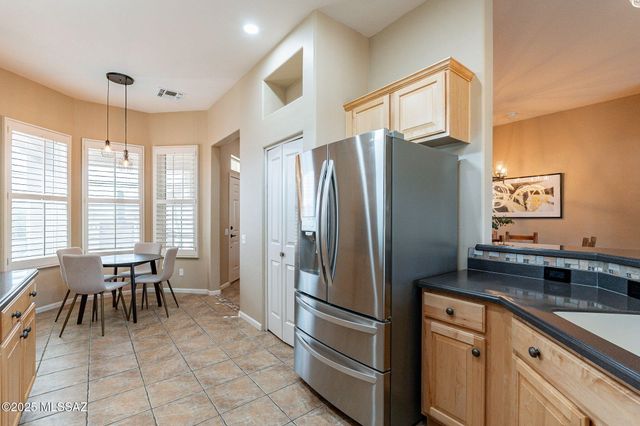 13634 N Holly Grape Drive, Marana, AZ 85658