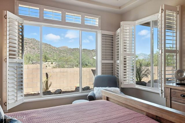 13634 N Holly Grape Drive, Marana, AZ 85658