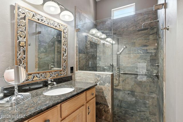 13634 N Holly Grape Drive, Marana, AZ 85658