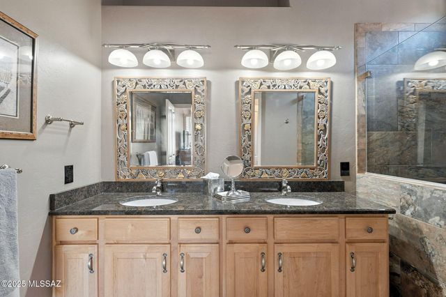 13634 N Holly Grape Drive, Marana, AZ 85658