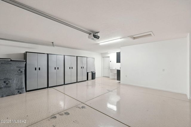 13634 N Holly Grape Drive, Marana, AZ 85658