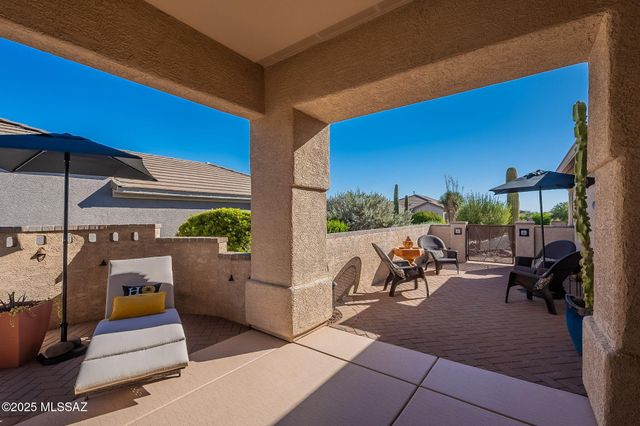 13634 N Holly Grape Drive, Marana, AZ 85658