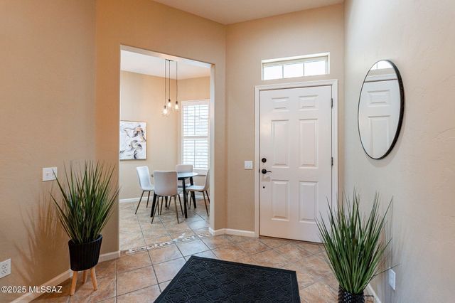 13634 N Holly Grape Drive, Marana, AZ 85658