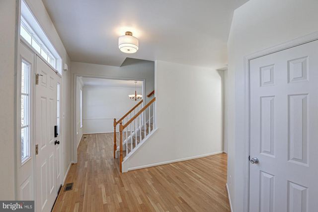 125 CROMWELL DR, Lincoln University, PA 19352