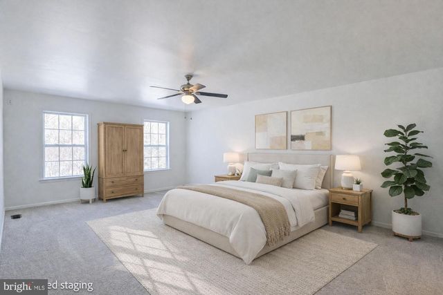 125 CROMWELL DR, Lincoln University, PA 19352