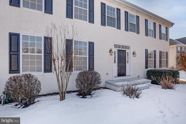 125 CROMWELL DR, Lincoln University, PA 19352