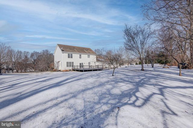 125 CROMWELL DR, Lincoln University, PA 19352