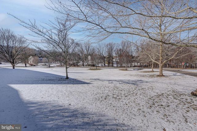 125 CROMWELL DR, Lincoln University, PA 19352