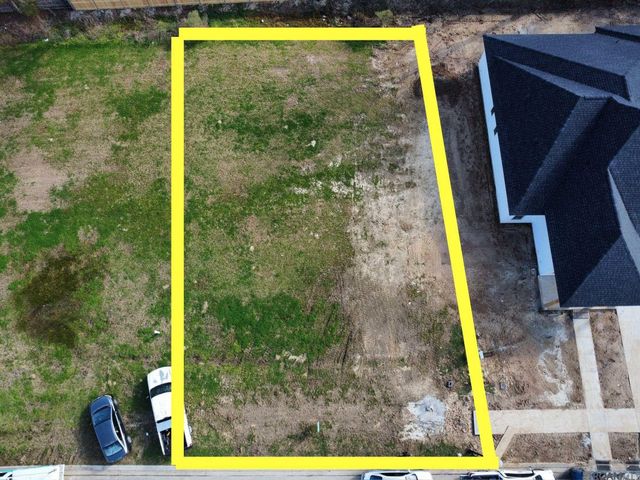 1168 Ivy Ct, Denham Springs, LA 70726