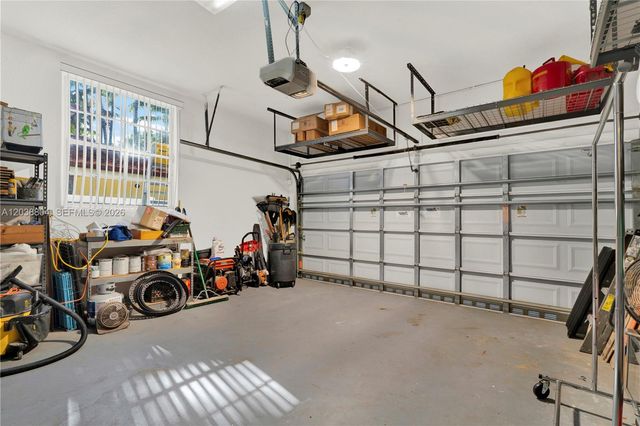 8940 SW 160th St, Palmetto Bay, FL 33157