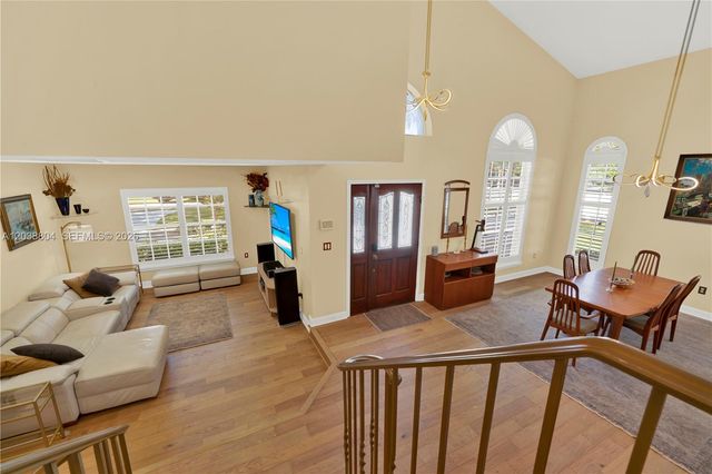 8940 SW 160th St, Palmetto Bay, FL 33157