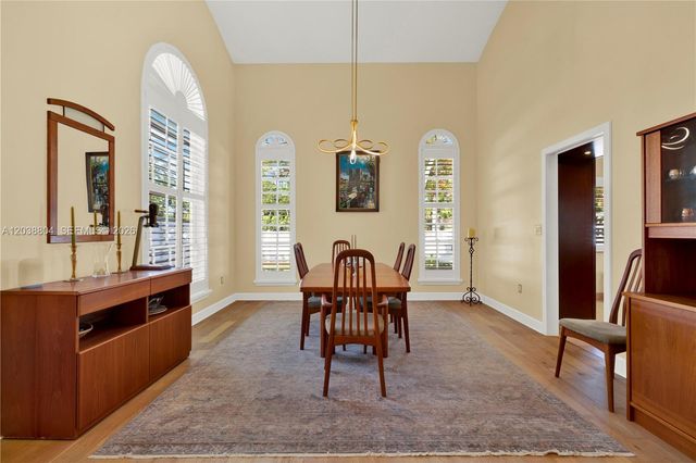 8940 SW 160th St, Palmetto Bay, FL 33157