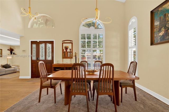 8940 SW 160th St, Palmetto Bay, FL 33157