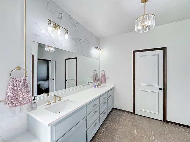 6425 SE 160th Street, Oklahoma City, OK 73165