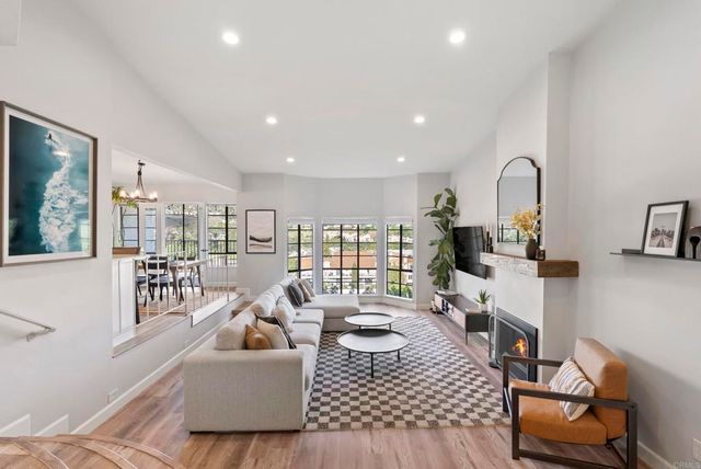 2630 Pirineos Way 13, Carlsbad, CA 92009