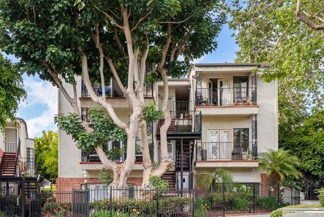 2630 Pirineos Way 13, Carlsbad, CA 92009