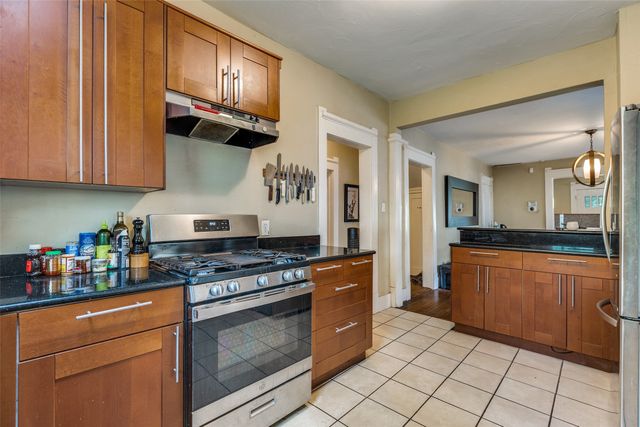 218 N Rosemont Avenue, Dallas, TX 75208