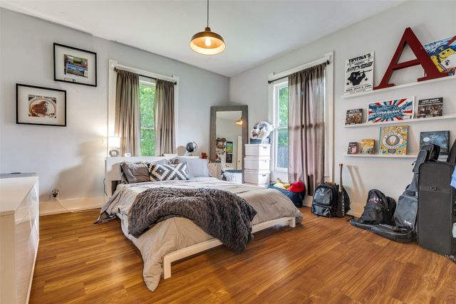 218 N Rosemont Avenue, Dallas, TX 75208