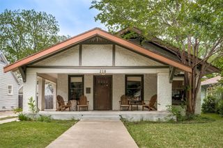 218 N Rosemont Avenue, Dallas, TX 75208