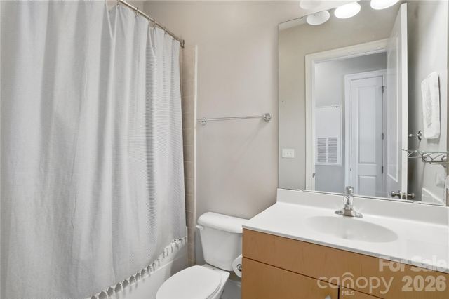 2990 Selwyn Avenue, Charlotte, NC 28209